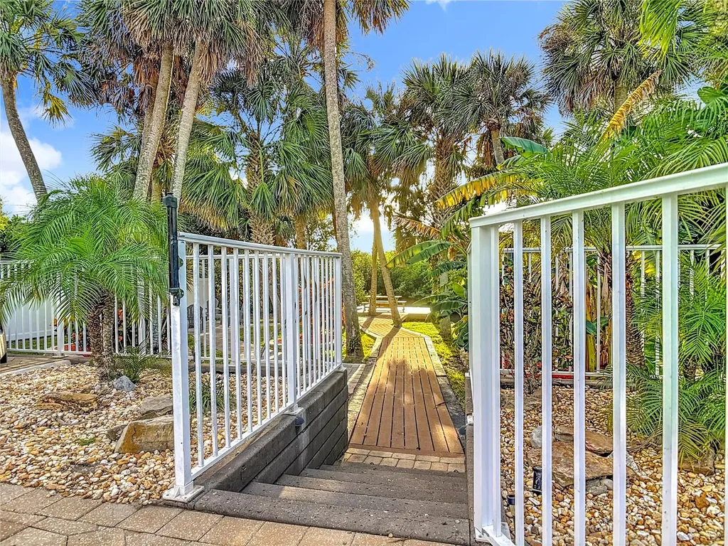 4508 Saxon Drive New Smyrna Beach FL 32169