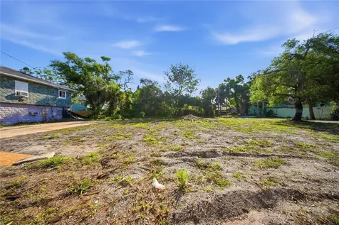 3820 7th Street S St Petersburg FL 33705