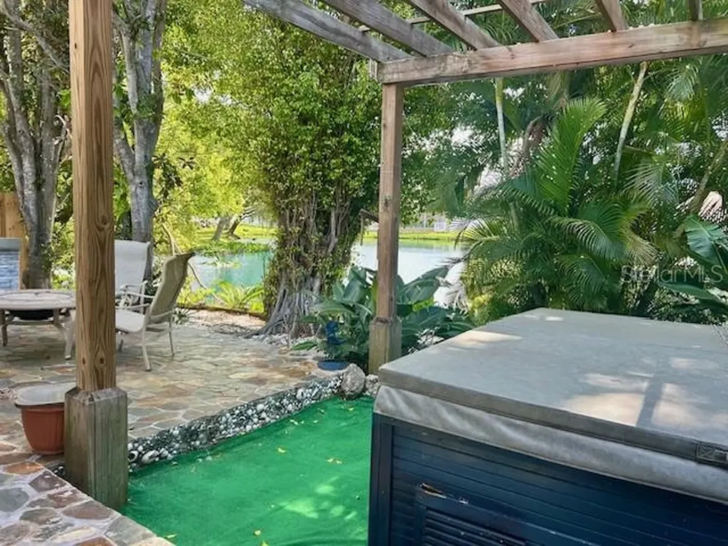 7715 33rd Lane E Sarasota FL 34243