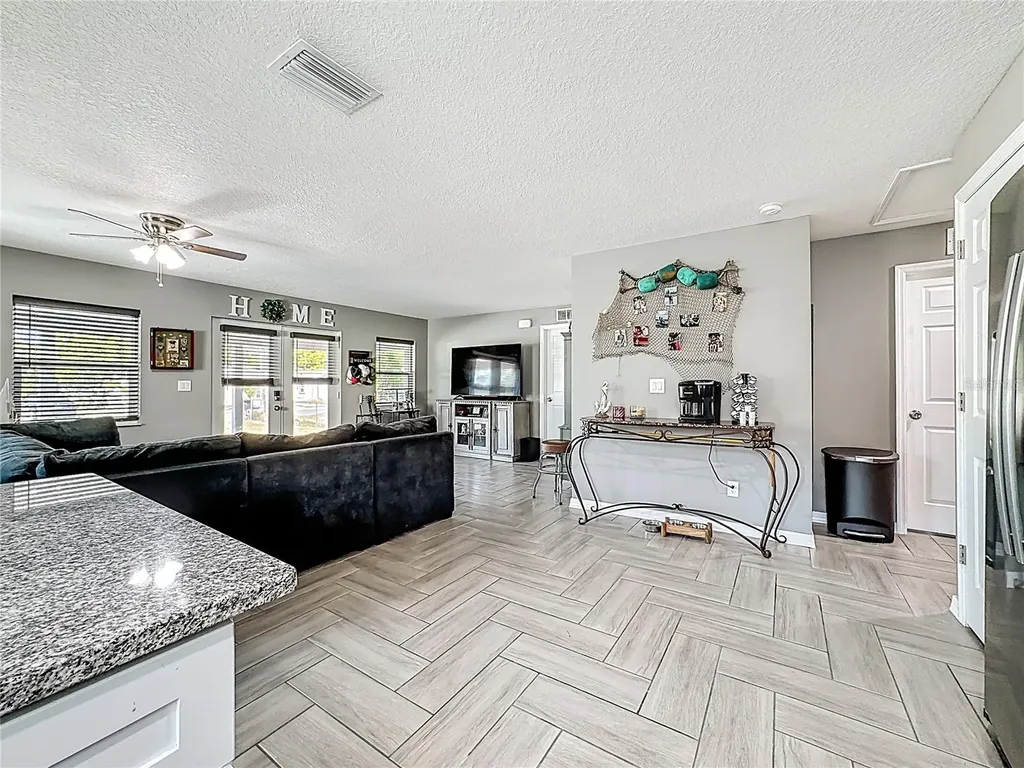 321 21st Street W Palmetto FL 34221