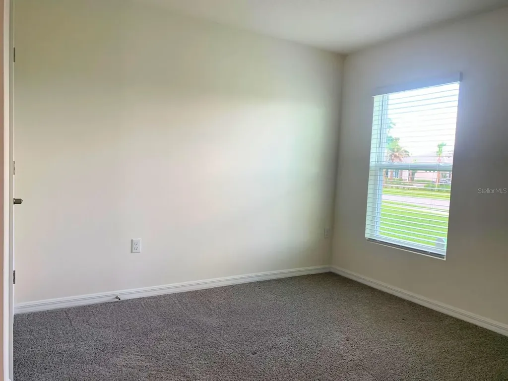 3234 Evenmore Way Wildwood FL 34785
