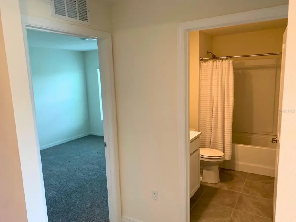 3234 Evenmore Way Wildwood FL 34785