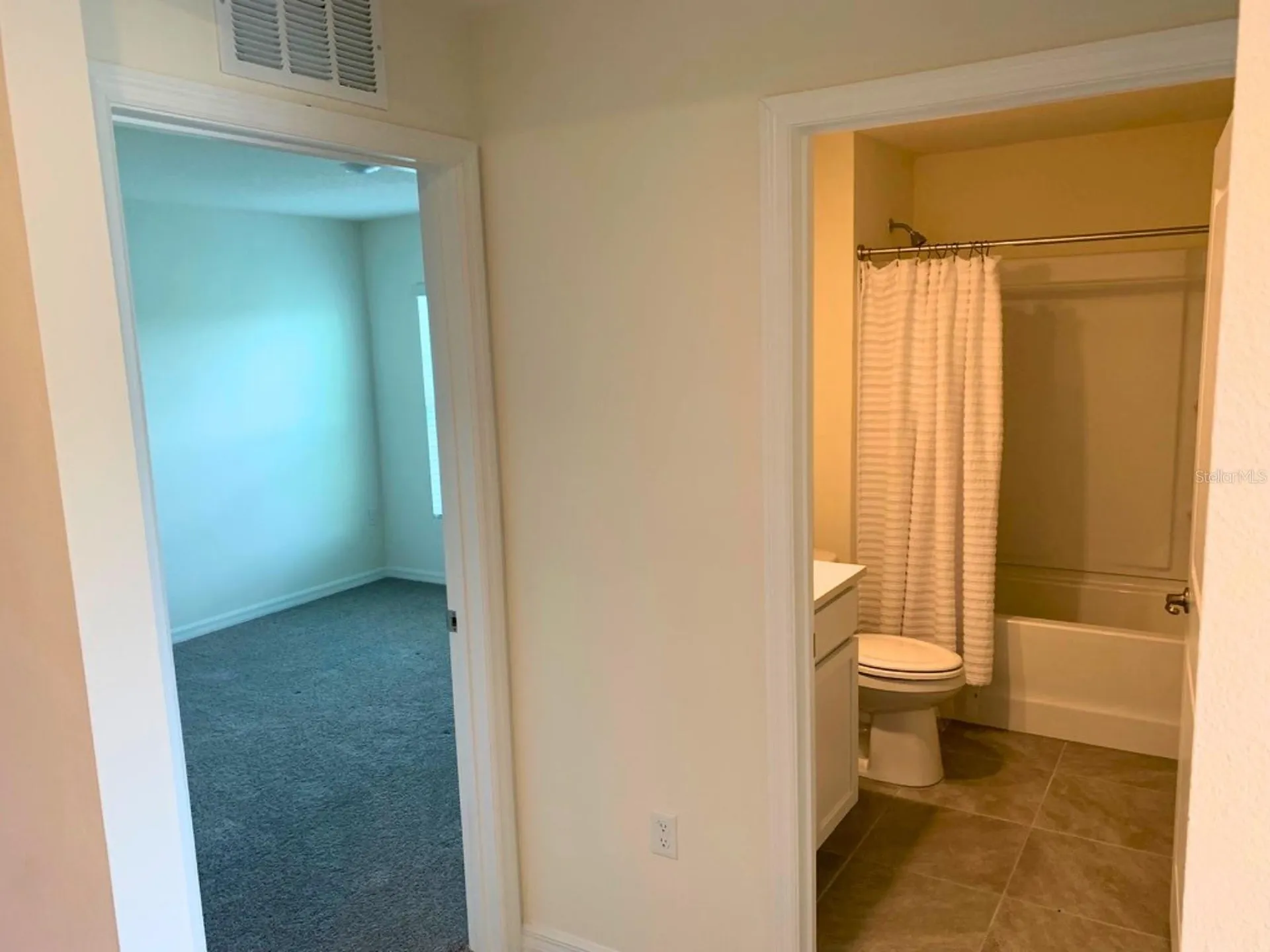 3234 Evenmore Way Wildwood FL 34785