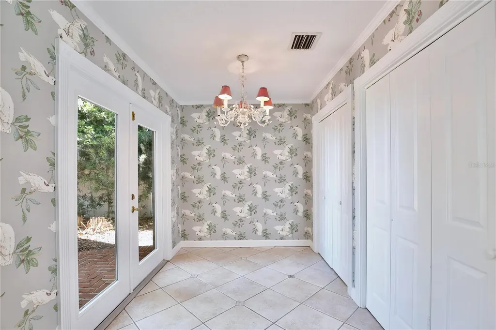 504 Banning Beach Road Tavares FL 32778