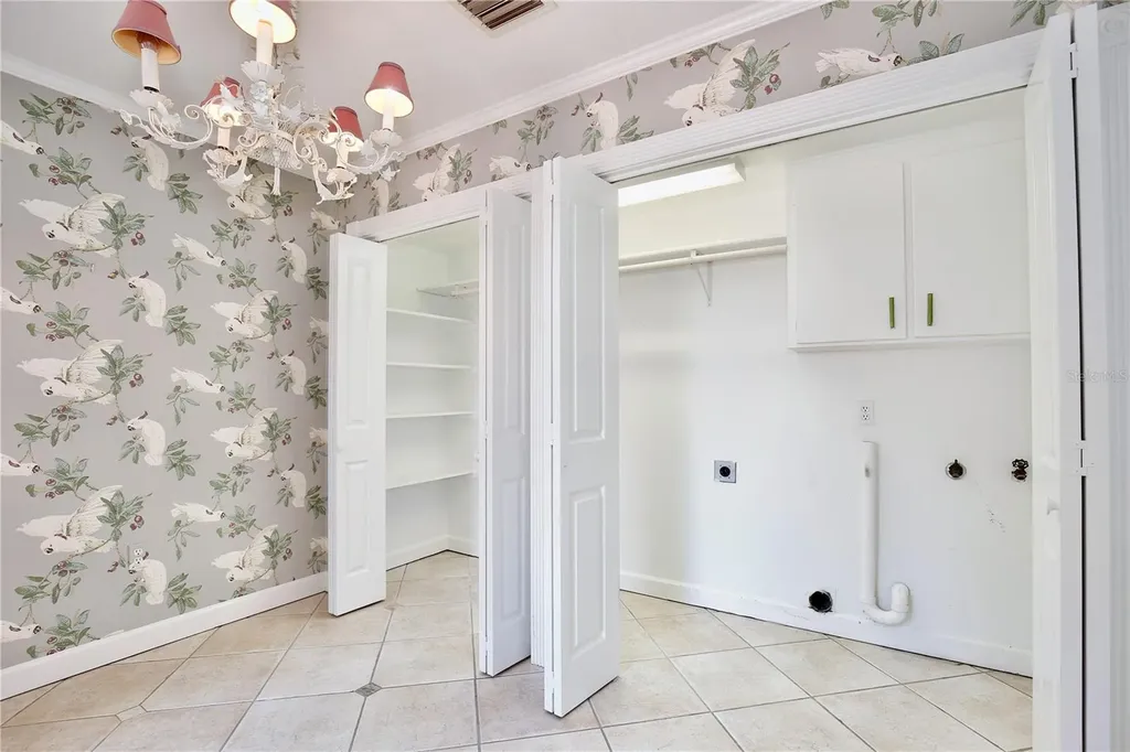 504 Banning Beach Road Tavares FL 32778