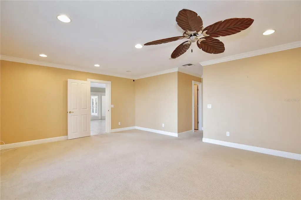 504 Banning Beach Road Tavares FL 32778