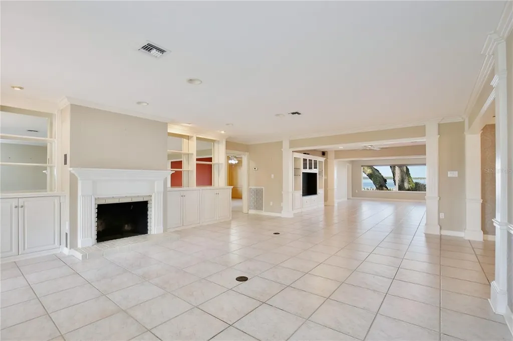 504 Banning Beach Road Tavares FL 32778