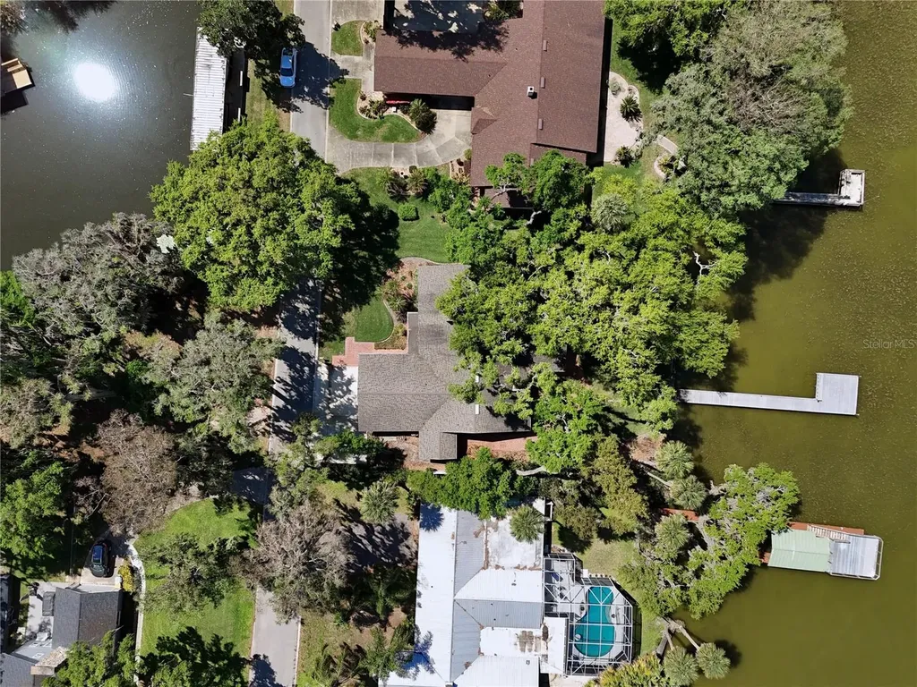 504 Banning Beach Road Tavares FL 32778