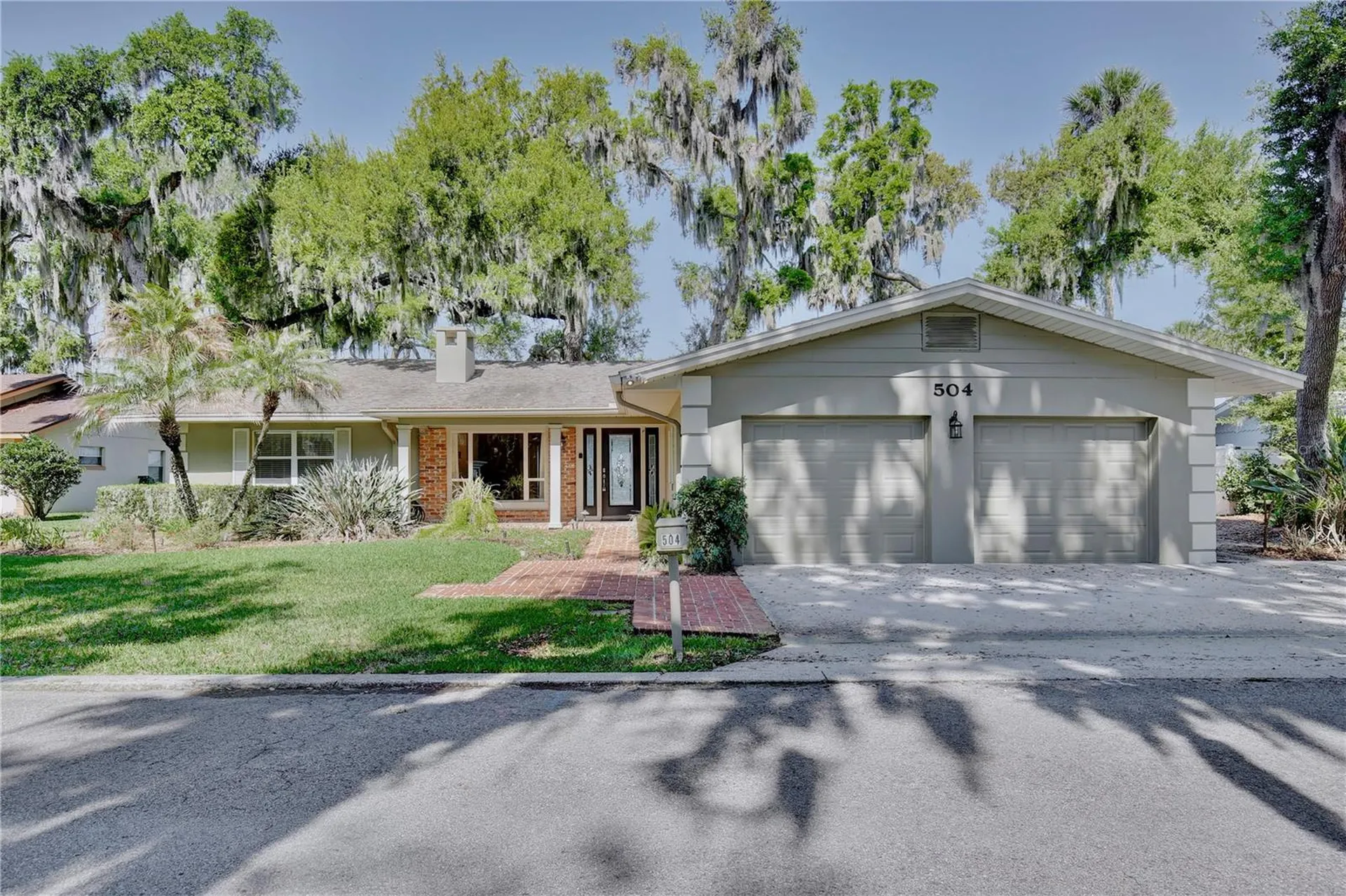 504 Banning Beach Road Tavares FL 32778