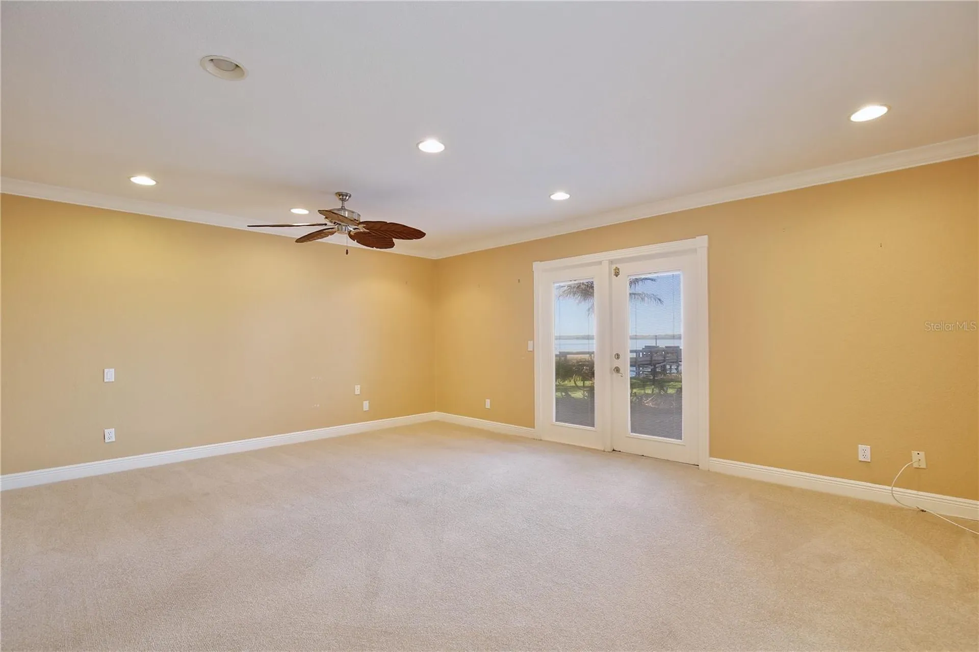 504 Banning Beach Road Tavares FL 32778