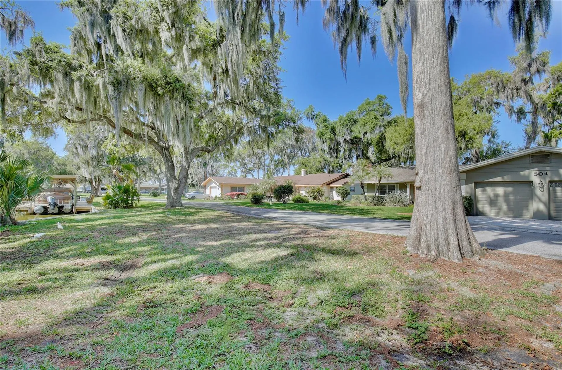504 Banning Beach Road Tavares FL 32778