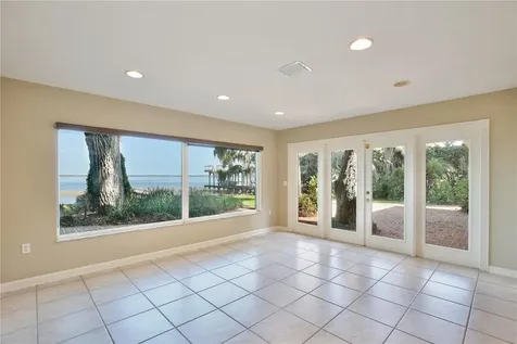 504 Banning Beach Road Tavares FL 32778