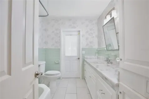 504 Banning Beach Road Tavares FL 32778