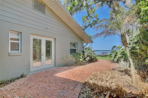 504 Banning Beach Road Tavares FL 32778