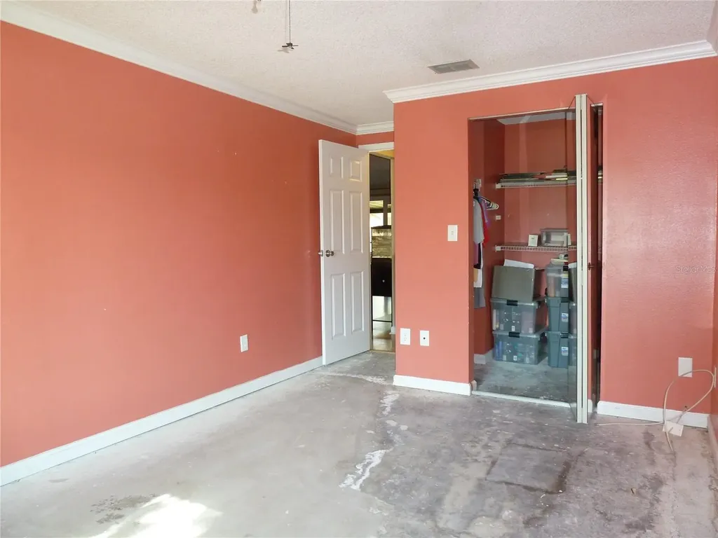807 Jacaranda Drive Oldsmar FL 34677