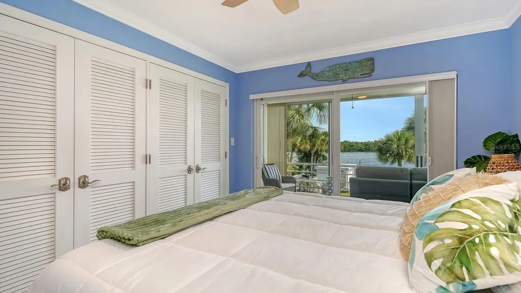 605 Sutton Place Longboat Key FL 34228