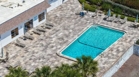 605 Sutton Place Longboat Key FL 34228