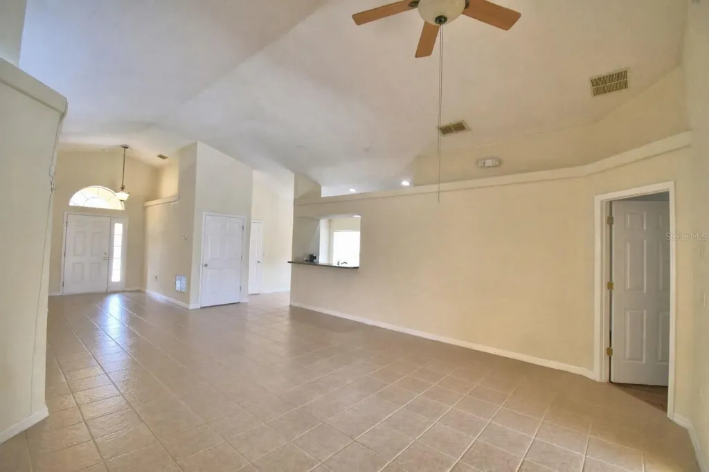 123 Hummingbird Pass Davenport FL 33896