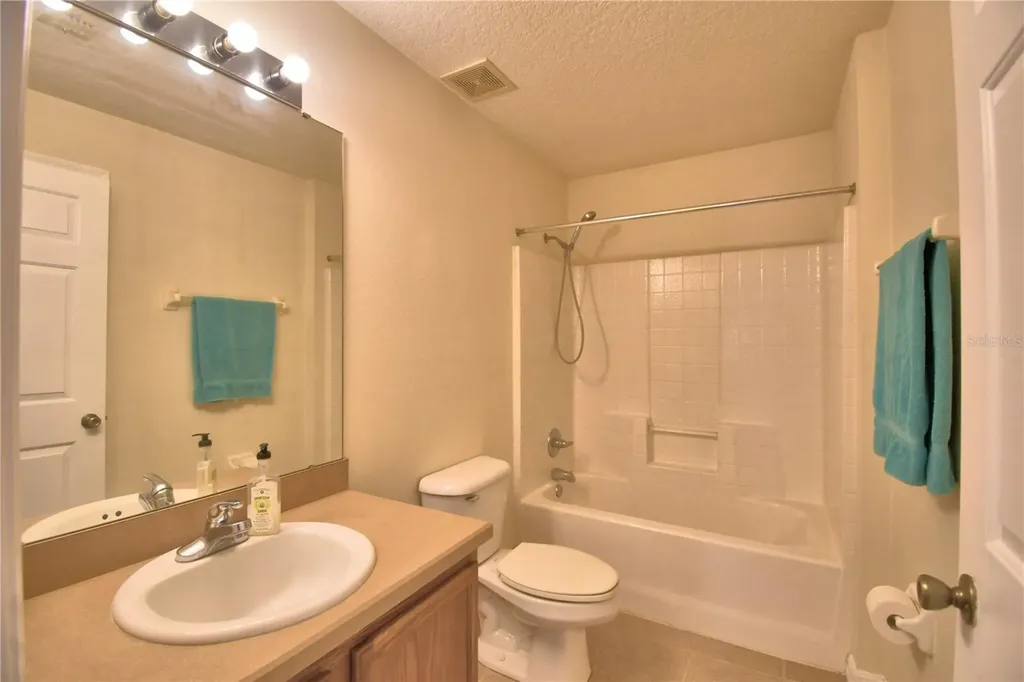 123 Hummingbird Pass Davenport FL 33896