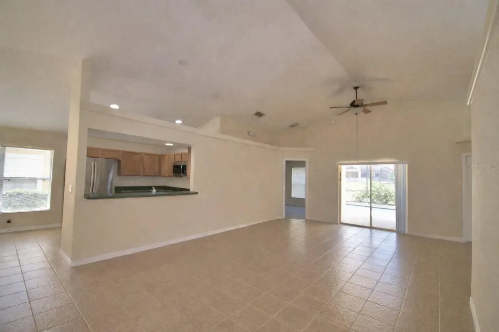123 Hummingbird Pass Davenport FL 33896