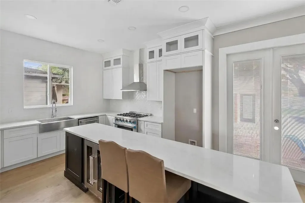 2935 Helen Avenue Orlando FL 32804