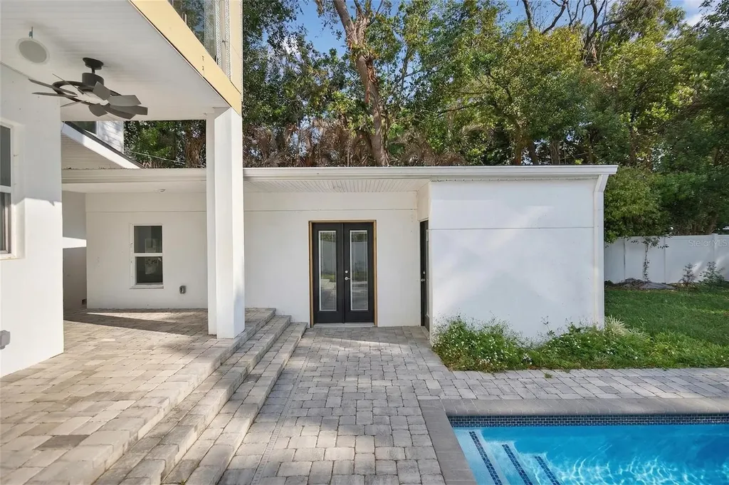 2935 Helen Avenue Orlando FL 32804