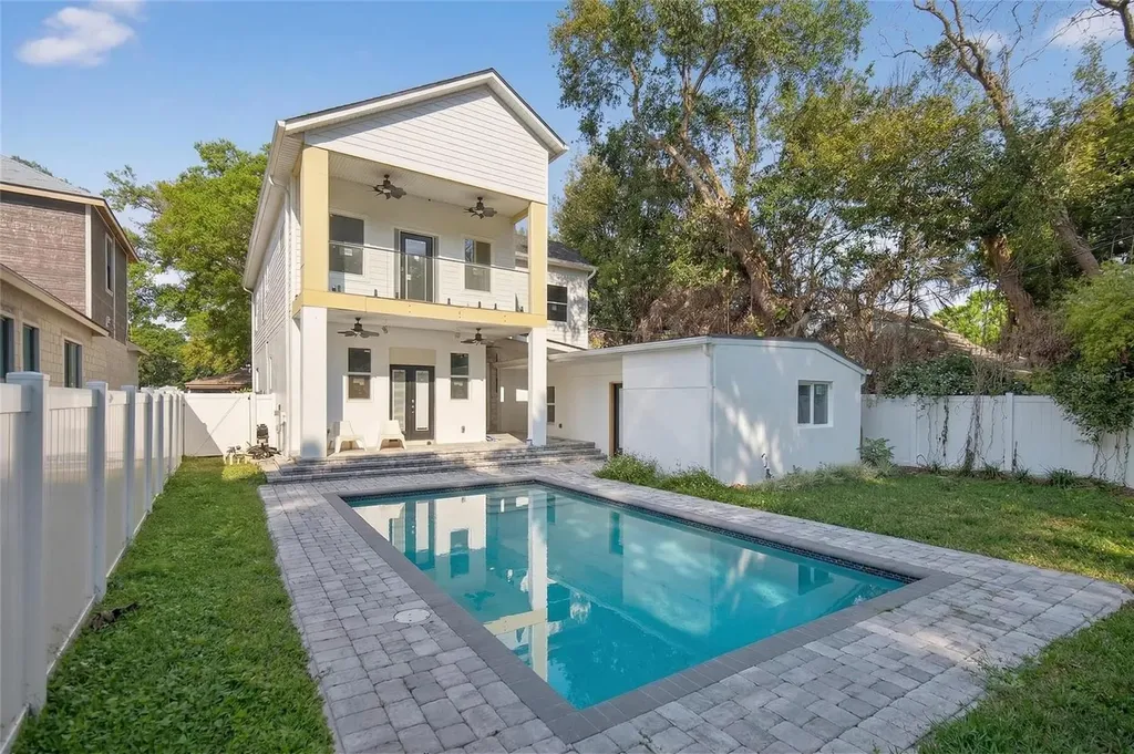 2935 Helen Avenue Orlando FL 32804