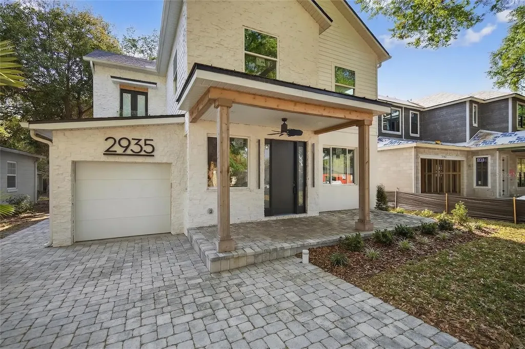 2935 Helen Avenue Orlando FL 32804