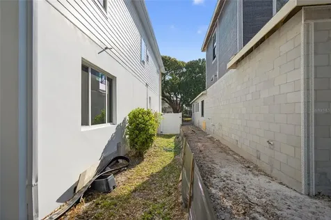 2935 Helen Avenue Orlando FL 32804