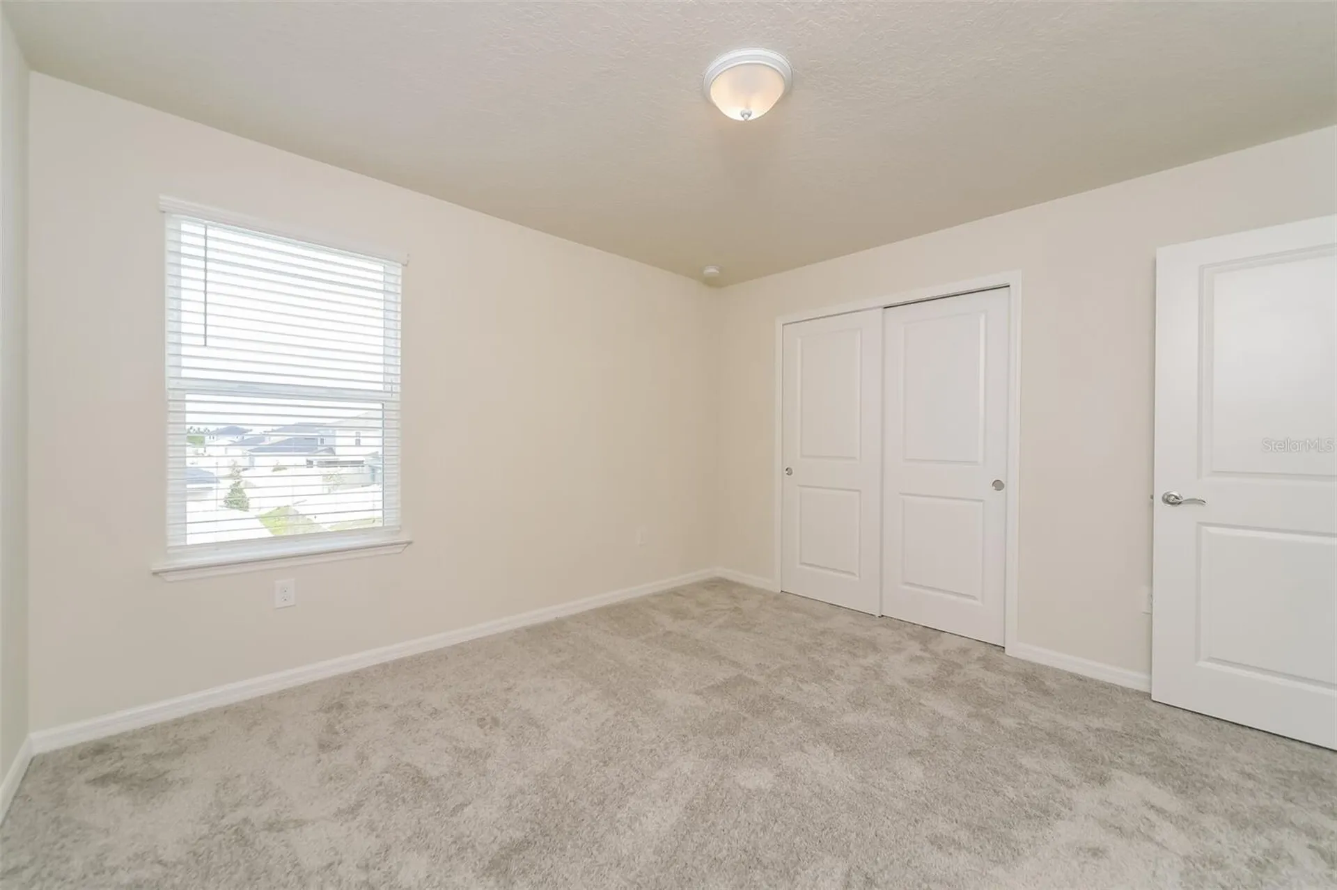 3301 Ellsworth Avenue Davenport FL 33837