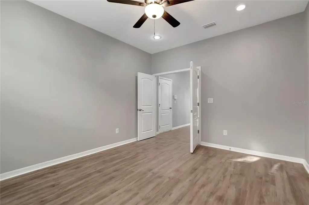 8406 Cherry Branch Drive Ruskin FL 33573