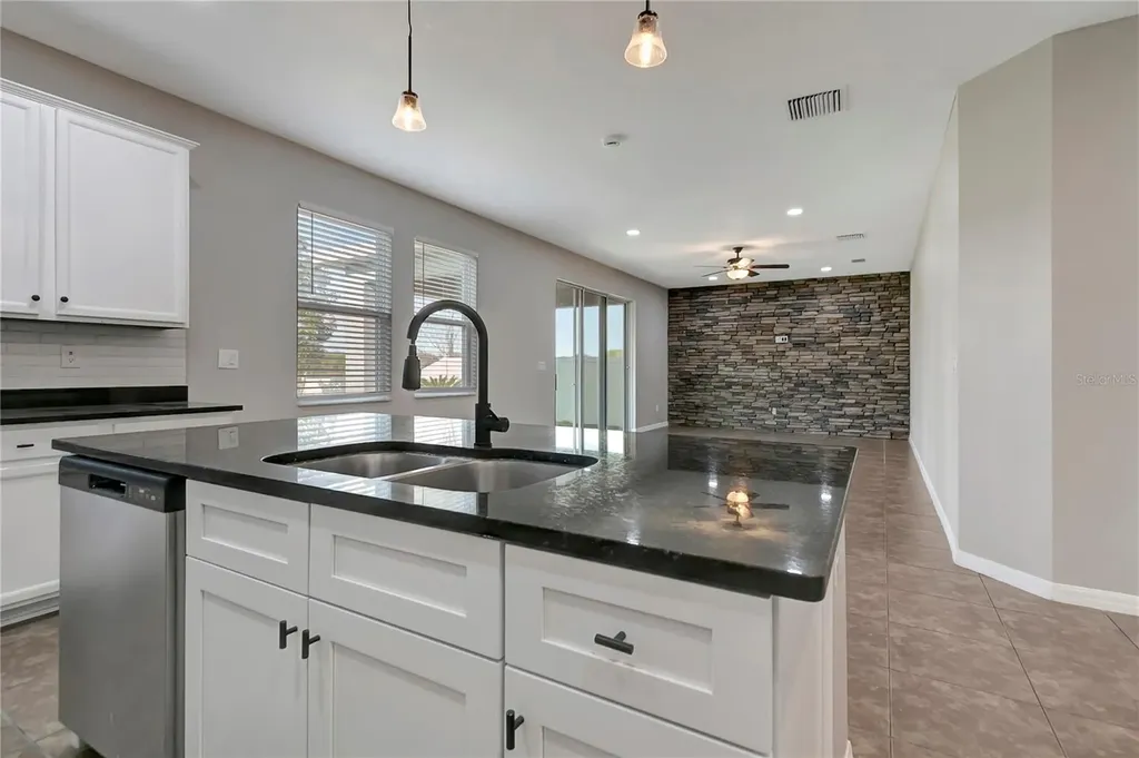 8406 Cherry Branch Drive Ruskin FL 33573