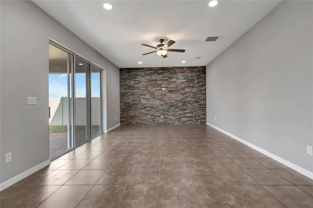 8406 Cherry Branch Drive Ruskin FL 33573