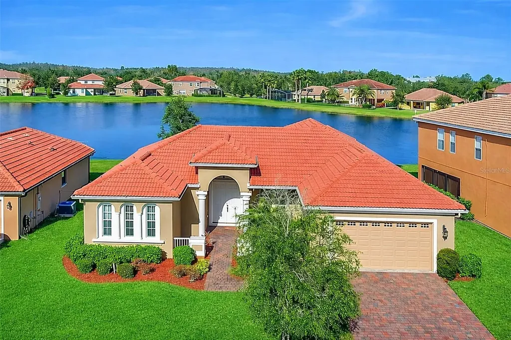3821 Shoreview Drive Kissimmee FL 34744