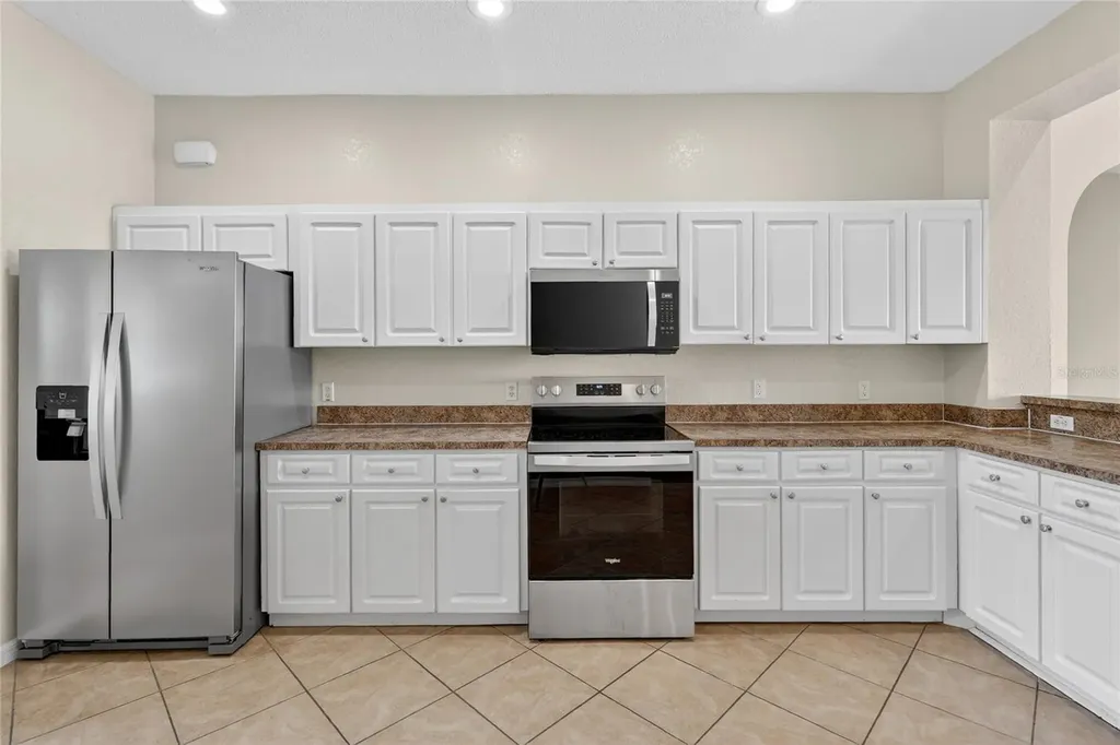 4656 Magnolia Preserve Loop Winter Haven FL 33880