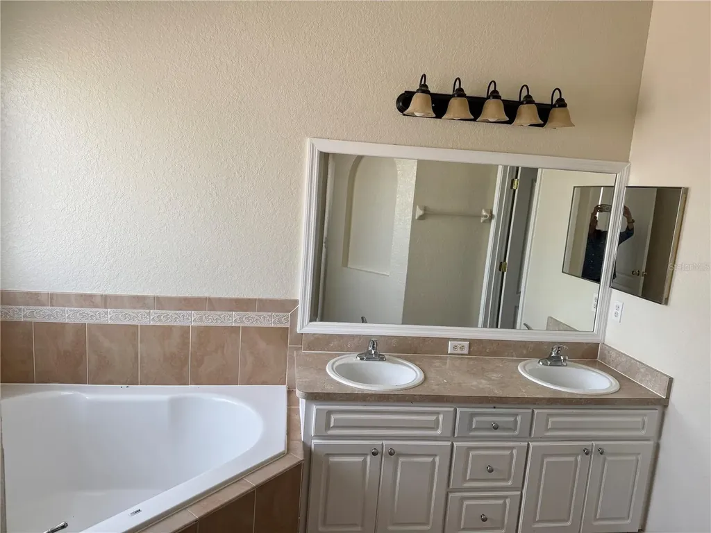 4656 Magnolia Preserve Loop Winter Haven FL 33880