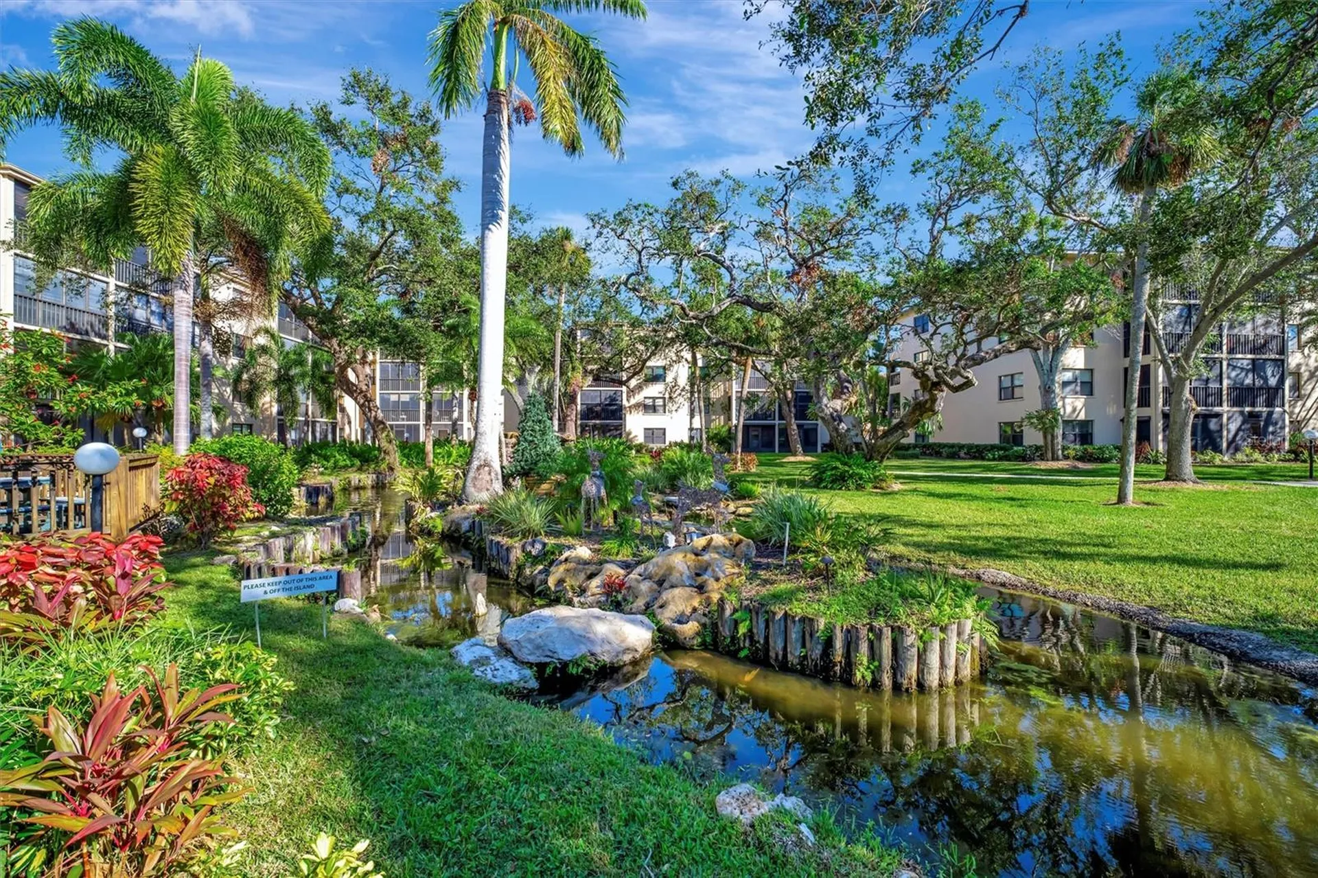 635 30th Avenue W Bradenton FL 34205