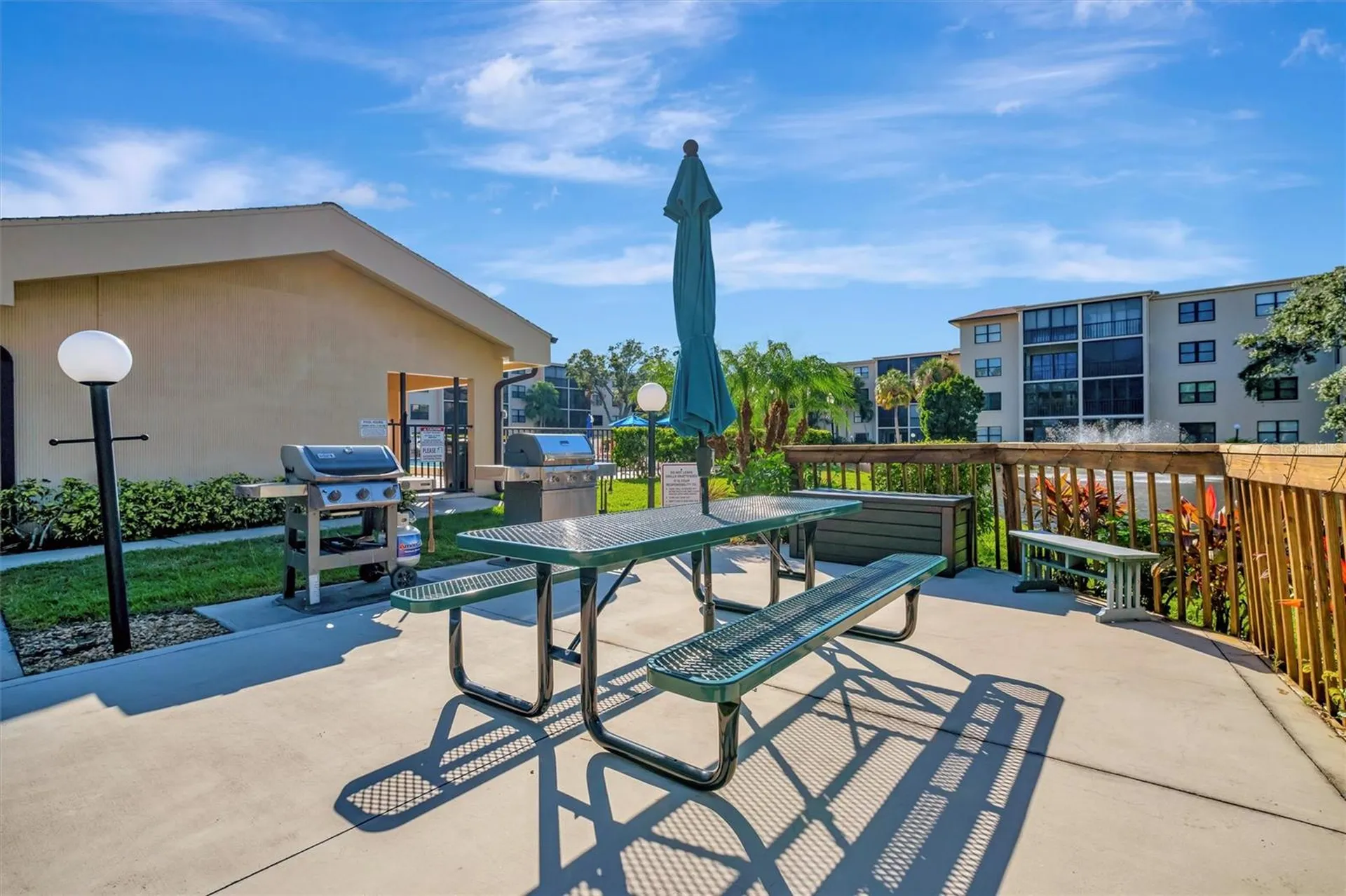 635 30th Avenue W Bradenton FL 34205