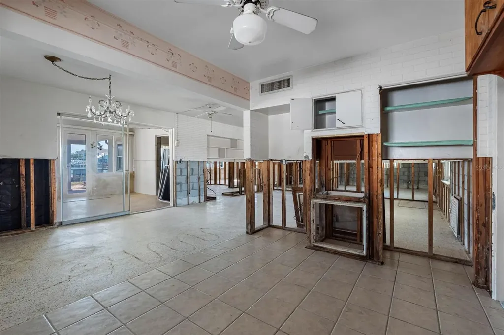 555 115th Avenue Treasure Island FL 33706