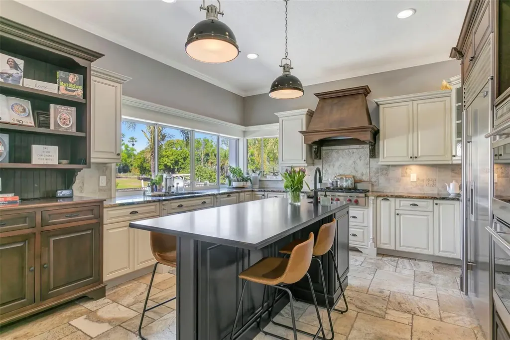 110 39th Street Court NW Bradenton FL 34205