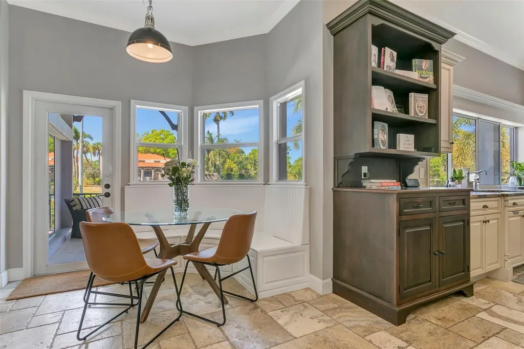110 39th Street Court NW Bradenton FL 34205