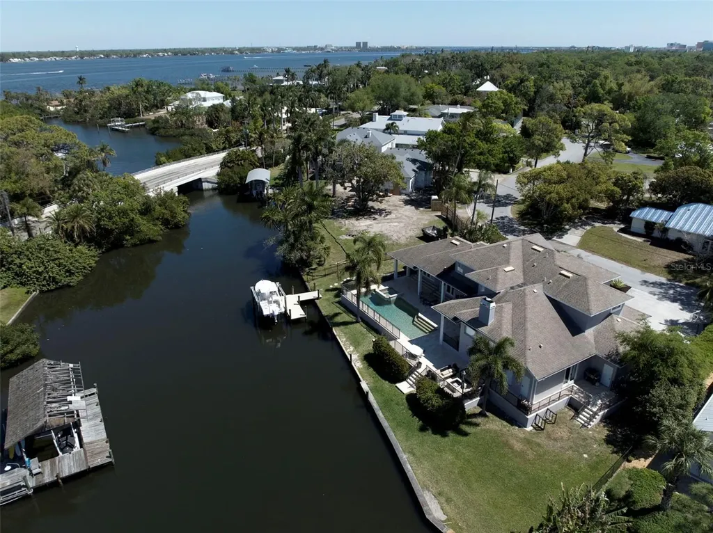 110 39th Street Court NW Bradenton FL 34205
