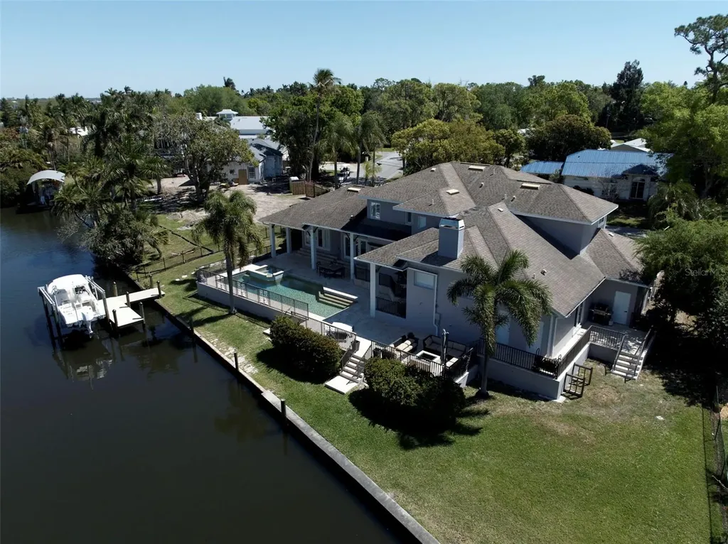 110 39th Street Court NW Bradenton FL 34205