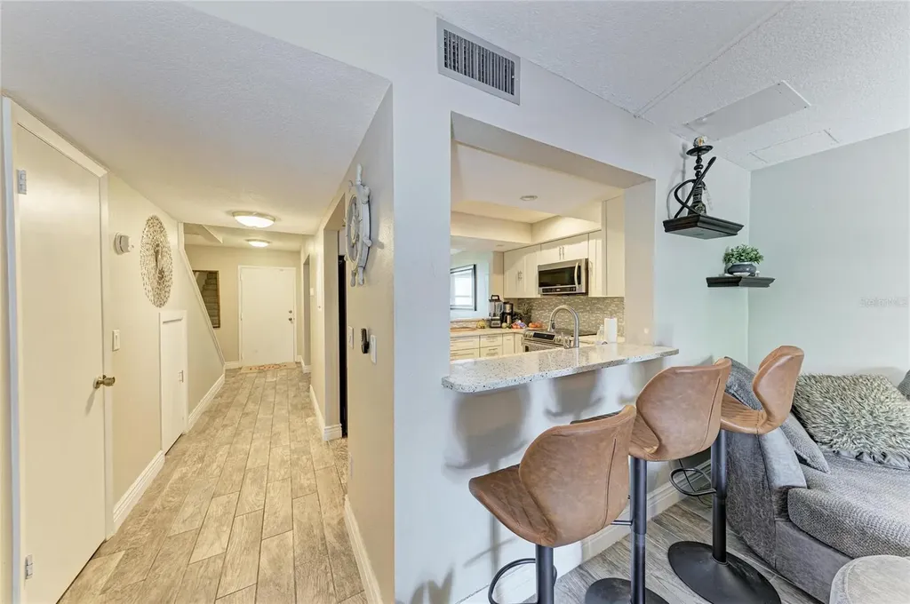 4920 38th Way S St Petersburg FL 33711