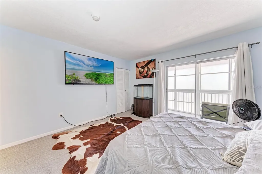 4920 38th Way S St Petersburg FL 33711