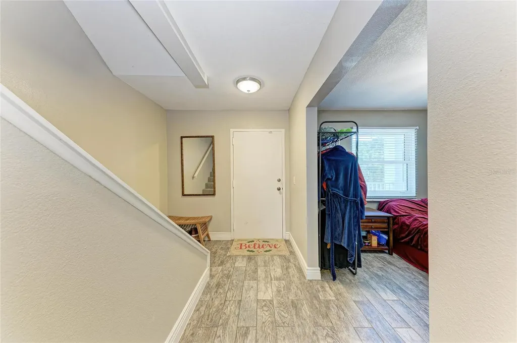 4920 38th Way S St Petersburg FL 33711