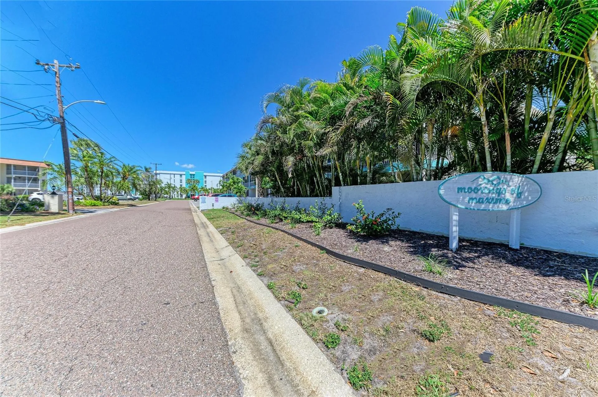 4920 38th Way S St Petersburg FL 33711