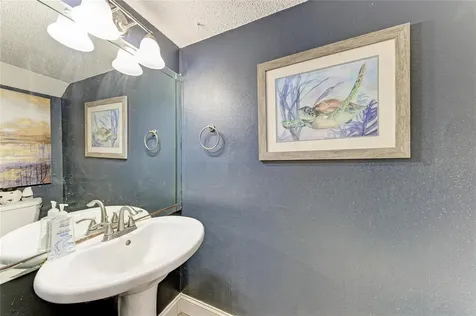 4920 38th Way S St Petersburg FL 33711