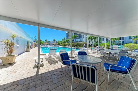 4920 38th Way S St Petersburg FL 33711