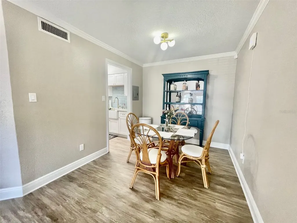305 Wymore Road Altamonte Springs FL 32714